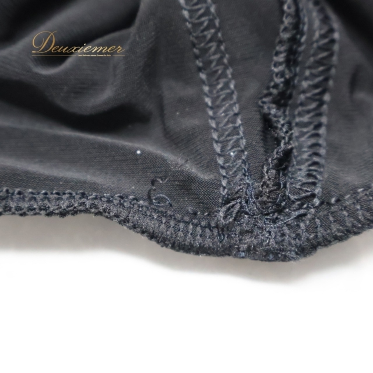 社交ダンス 衣装 スカート ブラック系 チャコット Chacott 黒 無地 フリル ラテン レッスン 練習 ストレッチ 伸縮 かわいい ボリューム 上品 ダンス衣装 パーティースリット 透け感 インナーパンツ レース 花 オールブラック