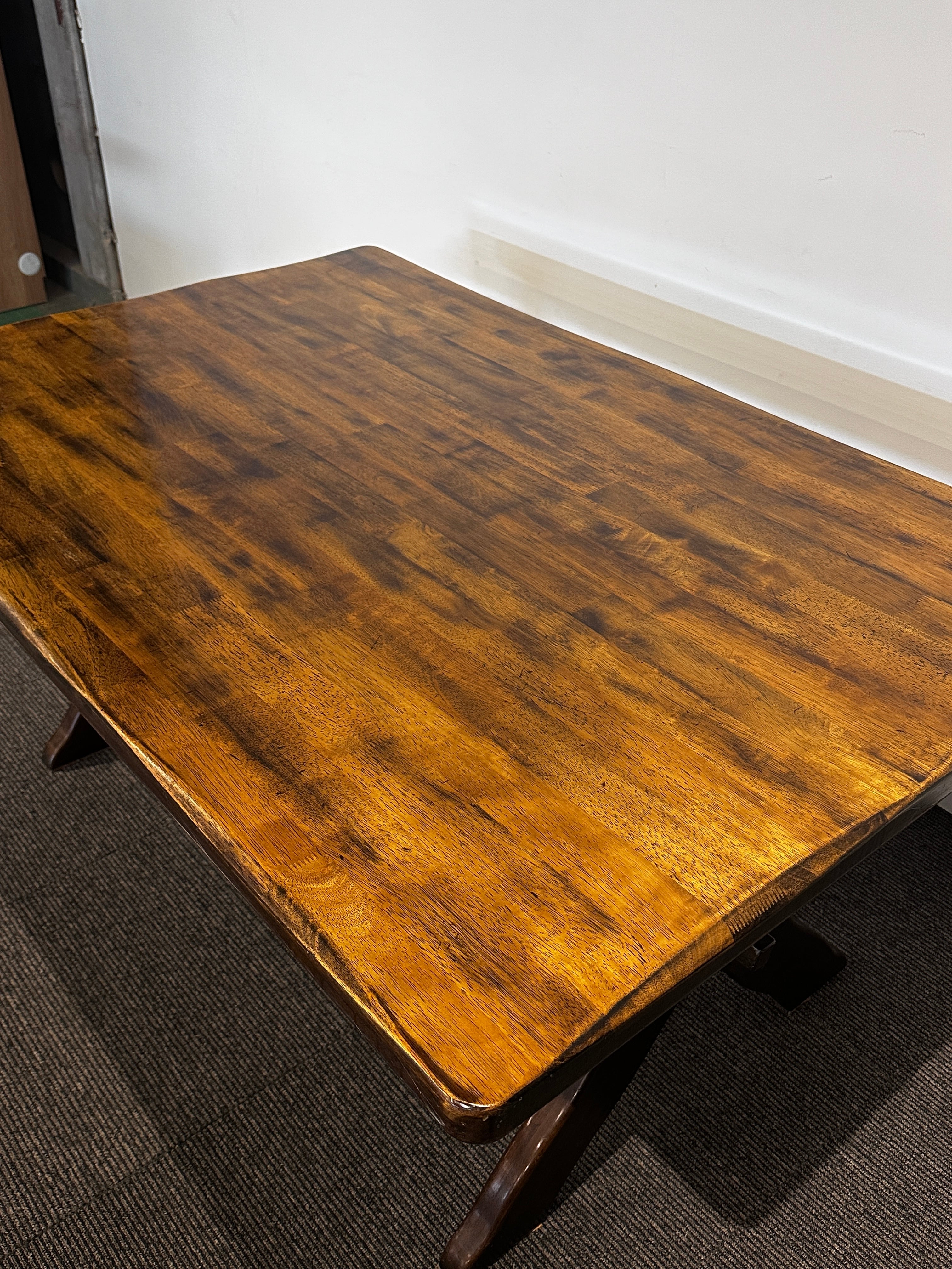 カリモク家具 RUSTIC ダイニングテーブル | トトン