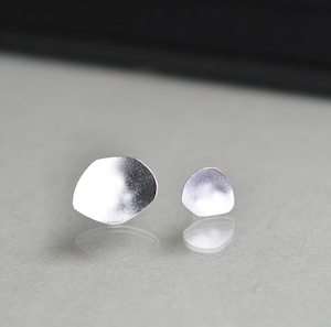 hatsuyuki　（K18・純銀）　Pierced　earrings　（S）