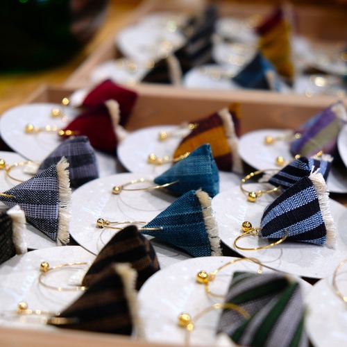 duca 会津木綿のテトラピアス　