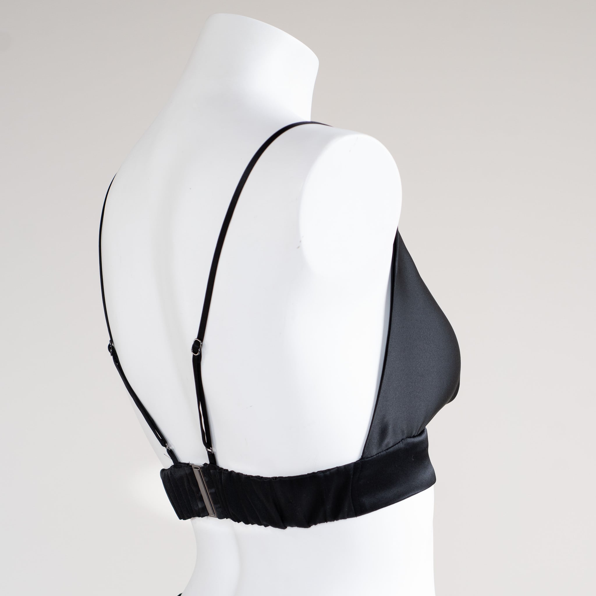 basara silk ディーププランジブラ　ショーツ　セット　バラ可 New ディーププランジブラ Black & Black~Basic edition~ | Basara
