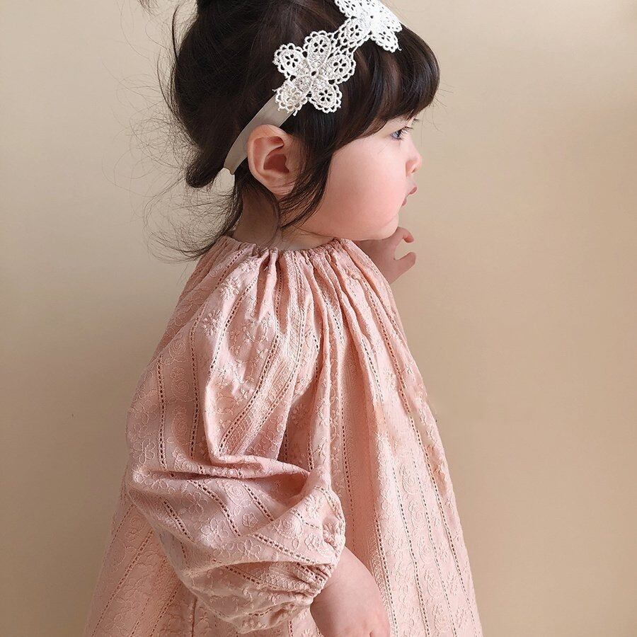 【即納】エンボス刺繍ワンピース｜海外子供服｜韓国子供服