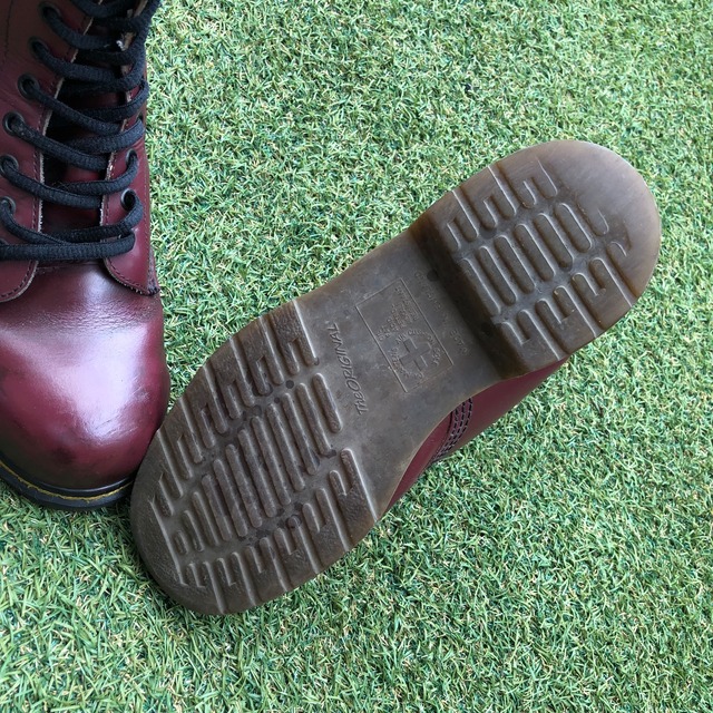 イングランド製！ Dr.Martens ドクターマーチン スチールトゥ10ホール 