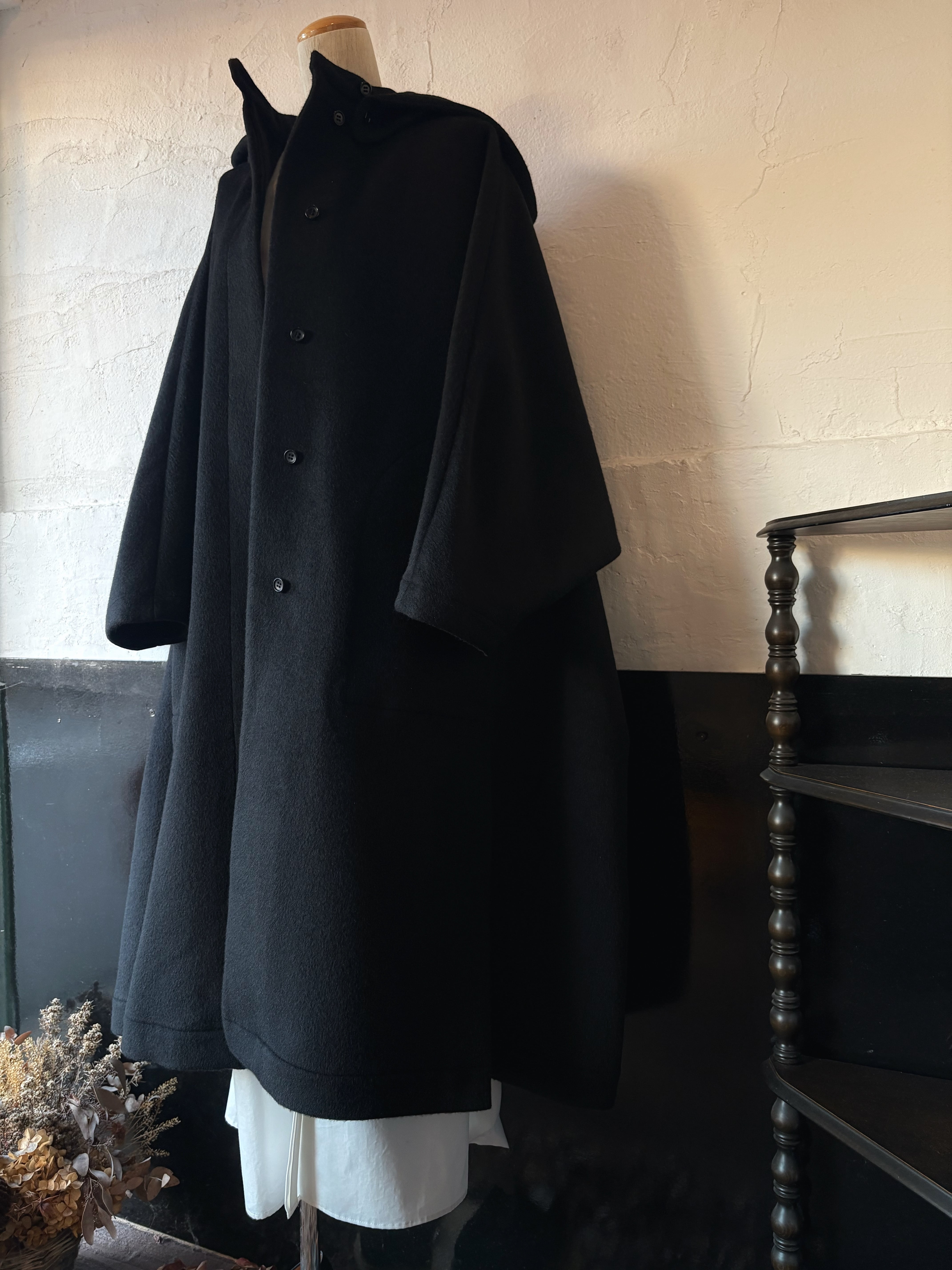 TENNE HANDCRAFTED MODERN long hood cape coat | TALE COCOON