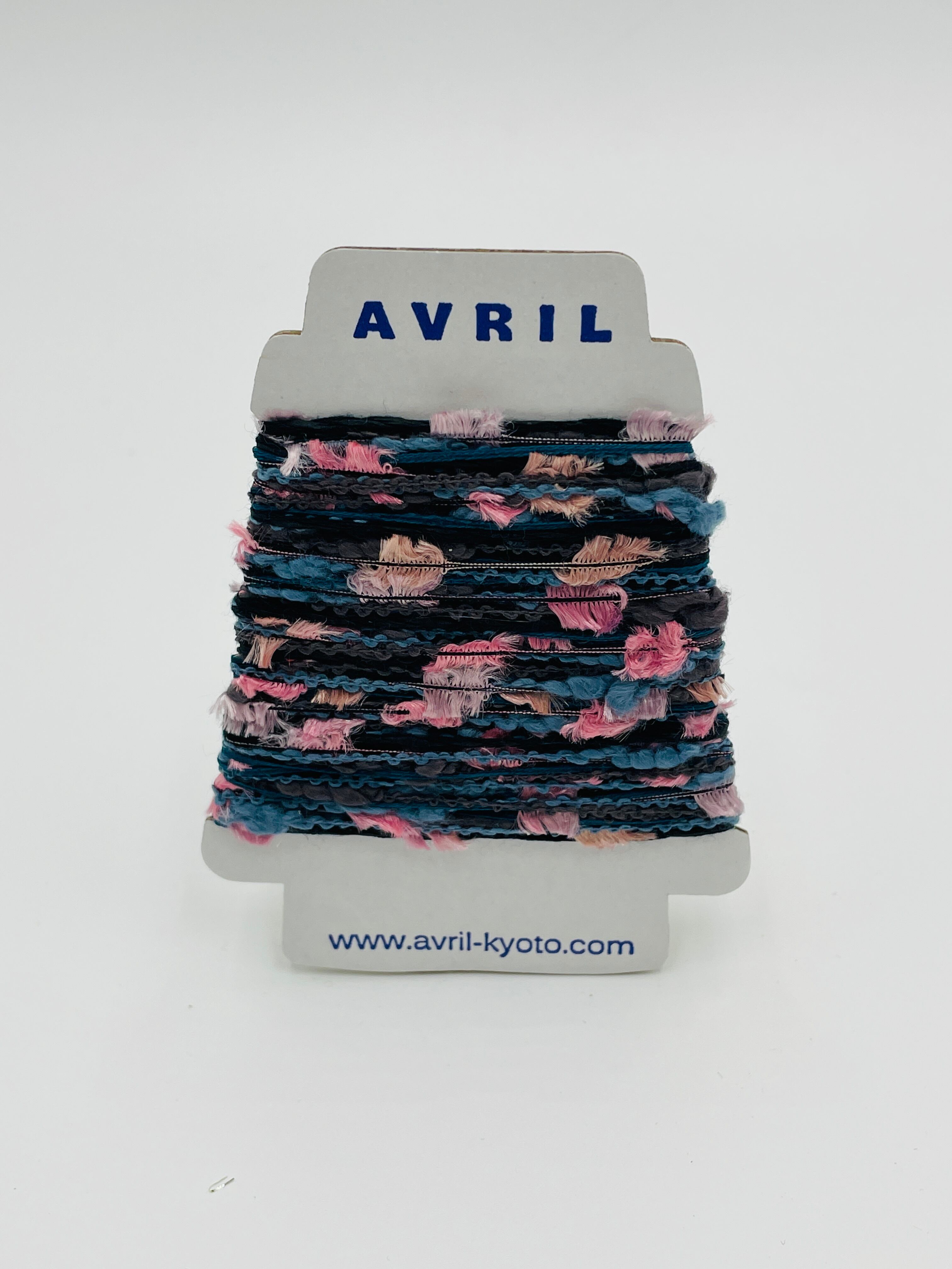 集めたくなる♬楽しい♬可愛い♡『ちょこっと巻きのファンシー糸』AVRILペラコーン276