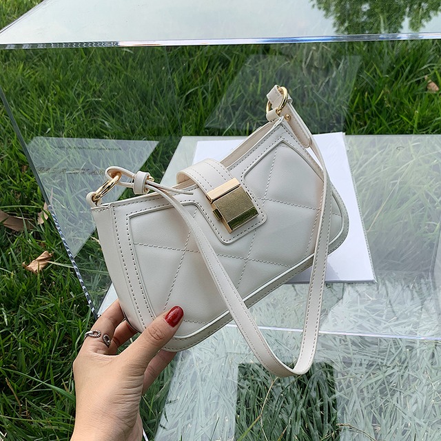 新しい小さなバッグレディースバッグ2020新しい波の夏のファッションテクスチャショルダーバッグネット赤と野生の野生の脇の下のバッグ Tiancai_Wing_Bag5524526