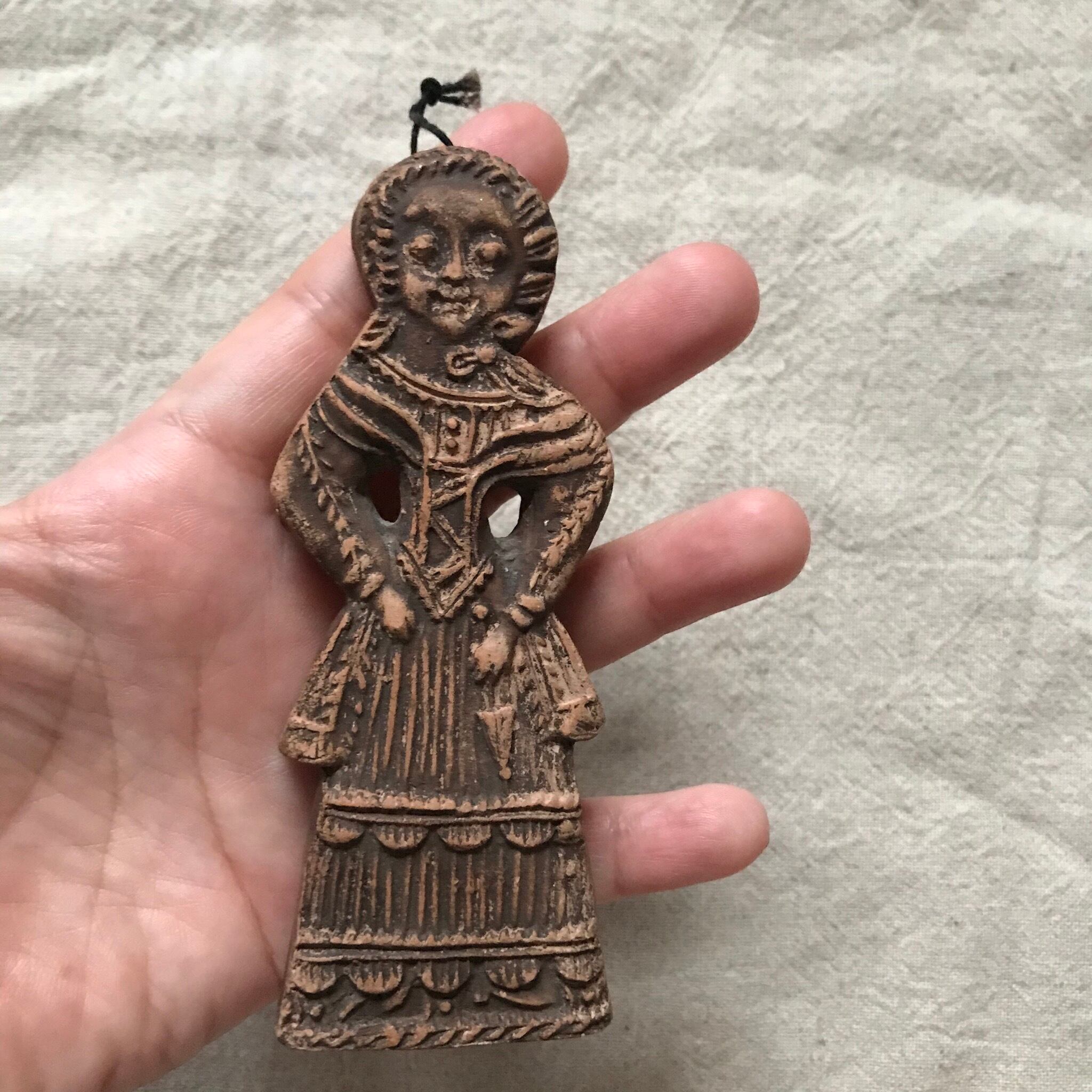 ちょっと不思議な陶板