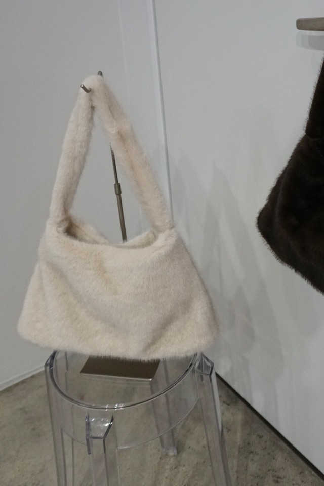 FUR BAG (BEIGE) 2512-42-54