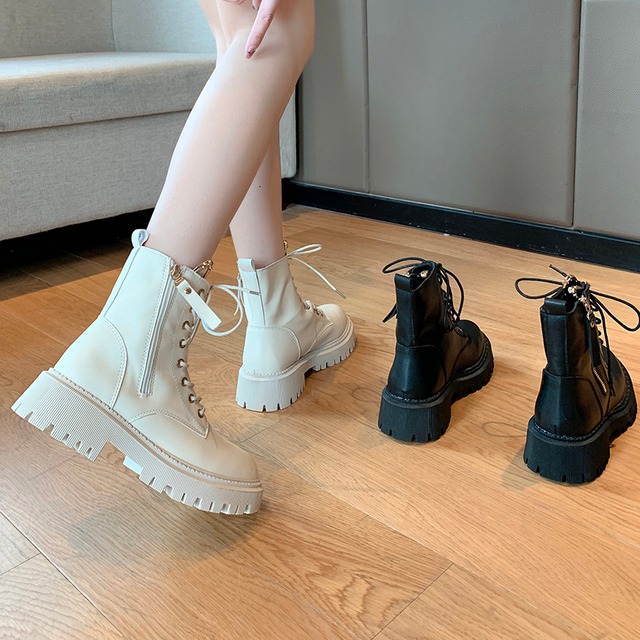 ショートブーツレッドオータム レース 靴 シューズ 秋物 レースアップ 部族の婦人靴48059825771