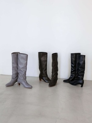 all-weather loose fit long boots