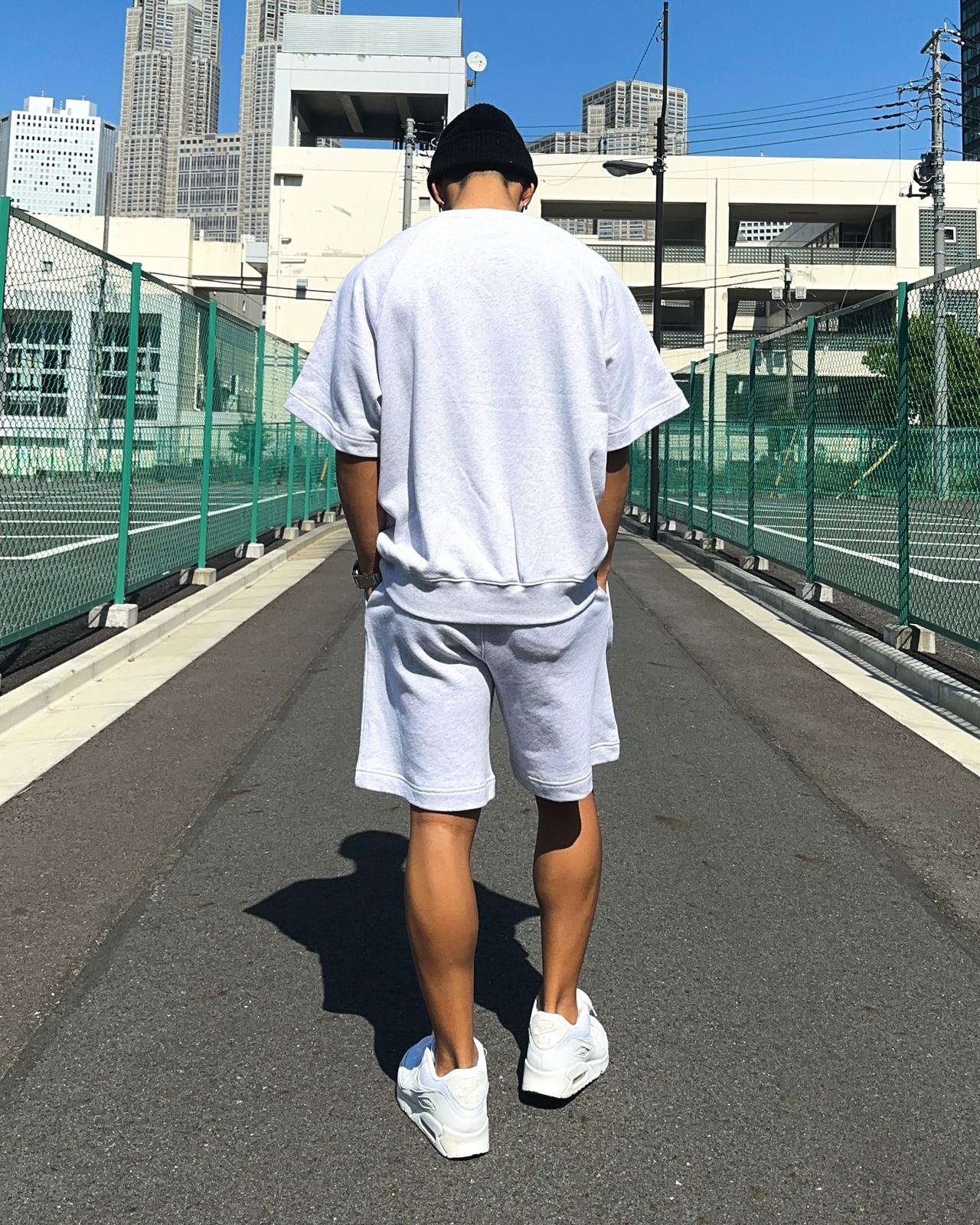 BASIC ONE POINT LOOSE FIT SWEAT T-SHIRT - GRAY