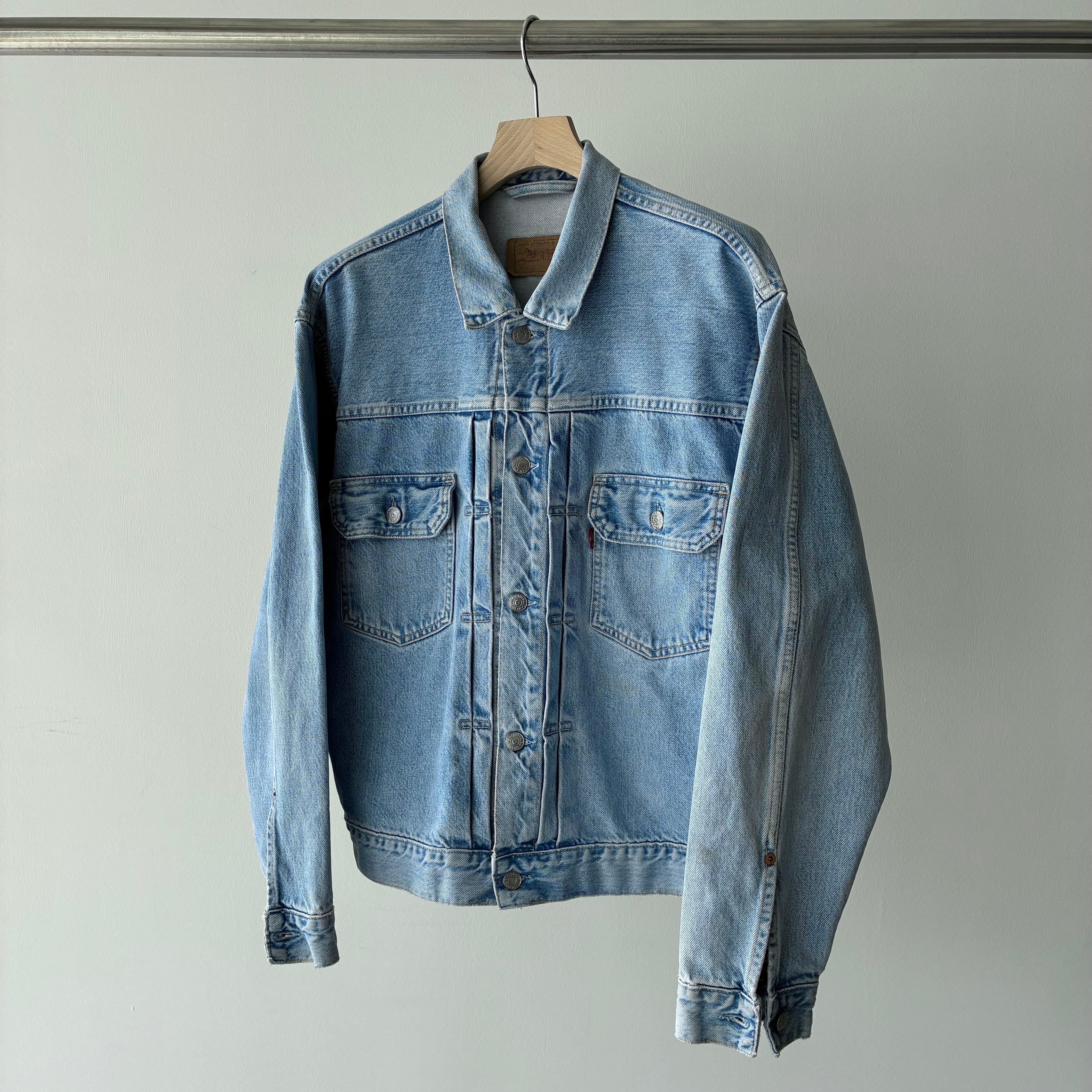 1994's Euro Levis 70502 02 2nd Type Denim Trucker Jacket MADE IN