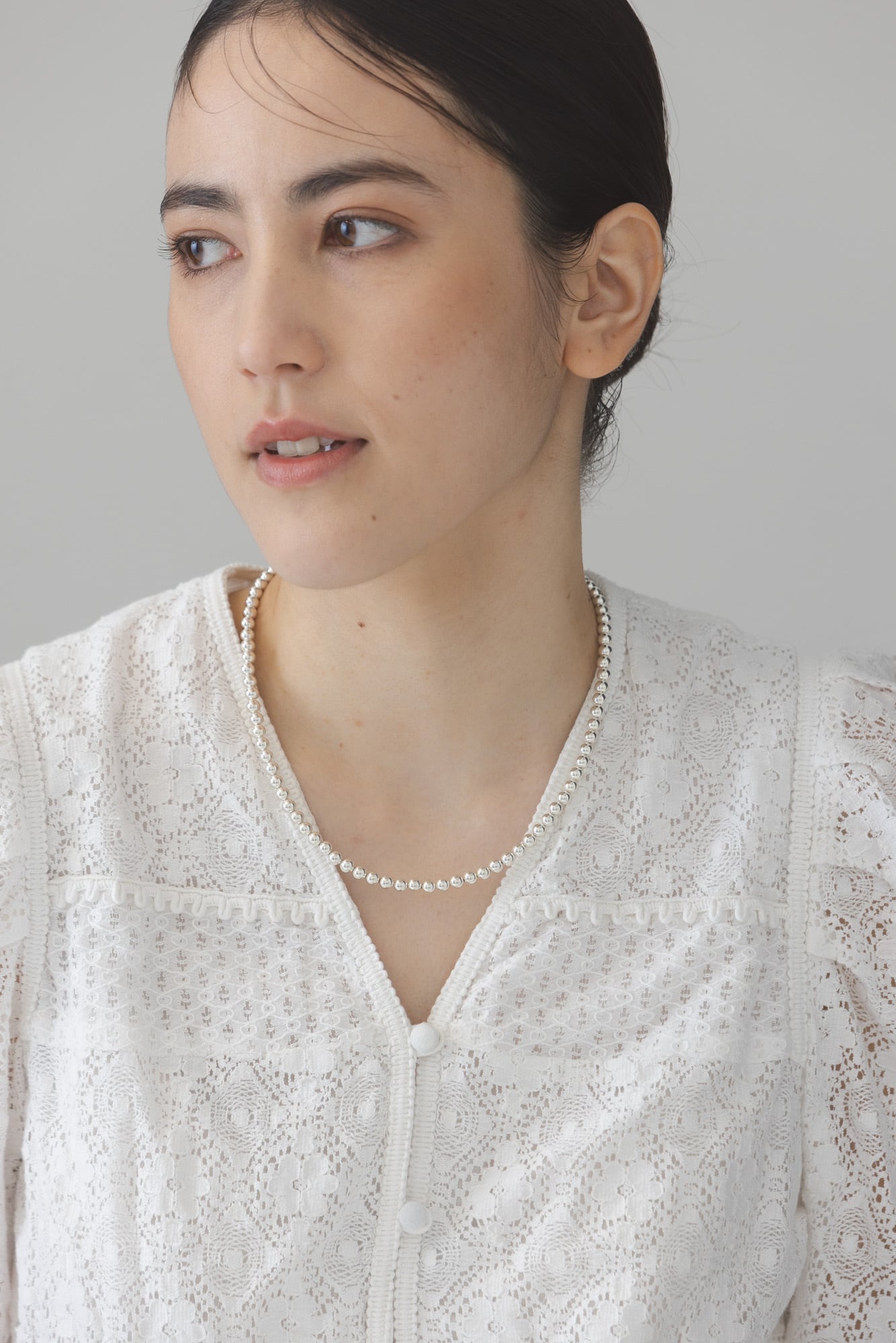 Navajo Pearl Shiney 5mm / 45cm