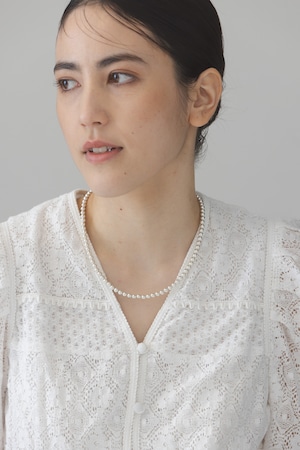 Navajo Pearl Shiney 5mm / 45cm