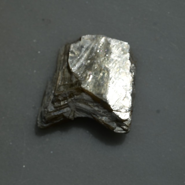 【黄金の煌めきにふさわしいものだけを引き寄せる】ゴールデンマイカ T28_5