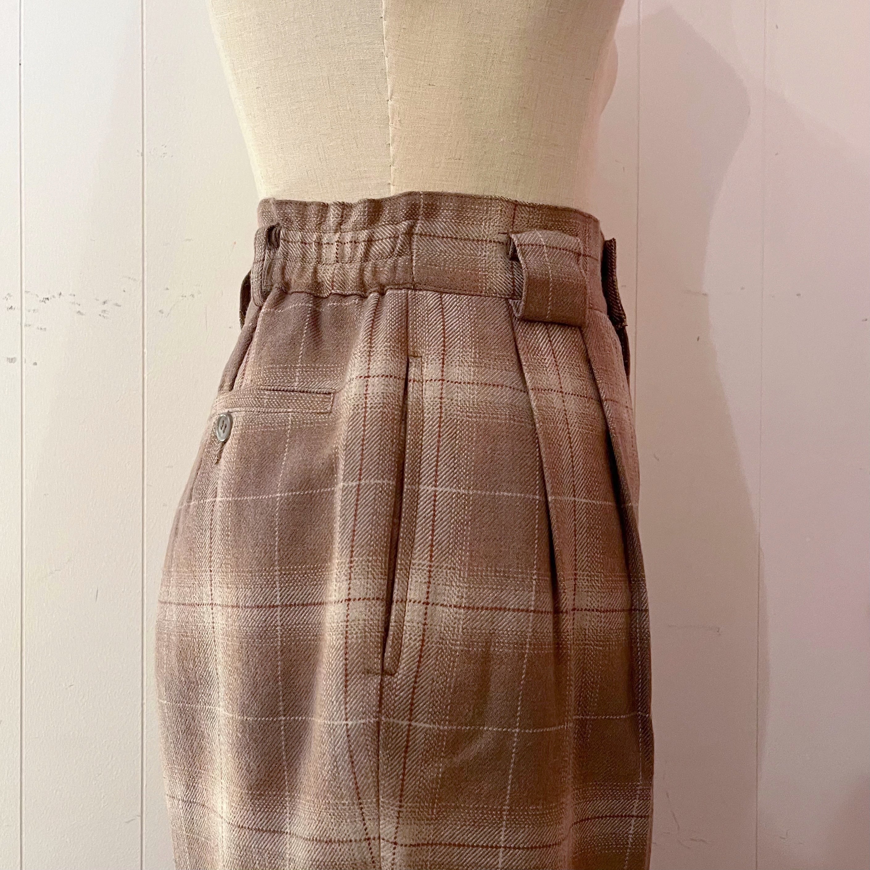 pale brown check tuck pants