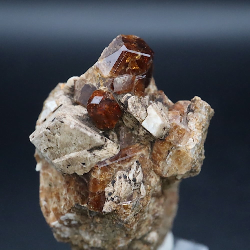 自主採掘！グロッシュラー ガーネット 30.2g GN372 原石 鉱物 天然石