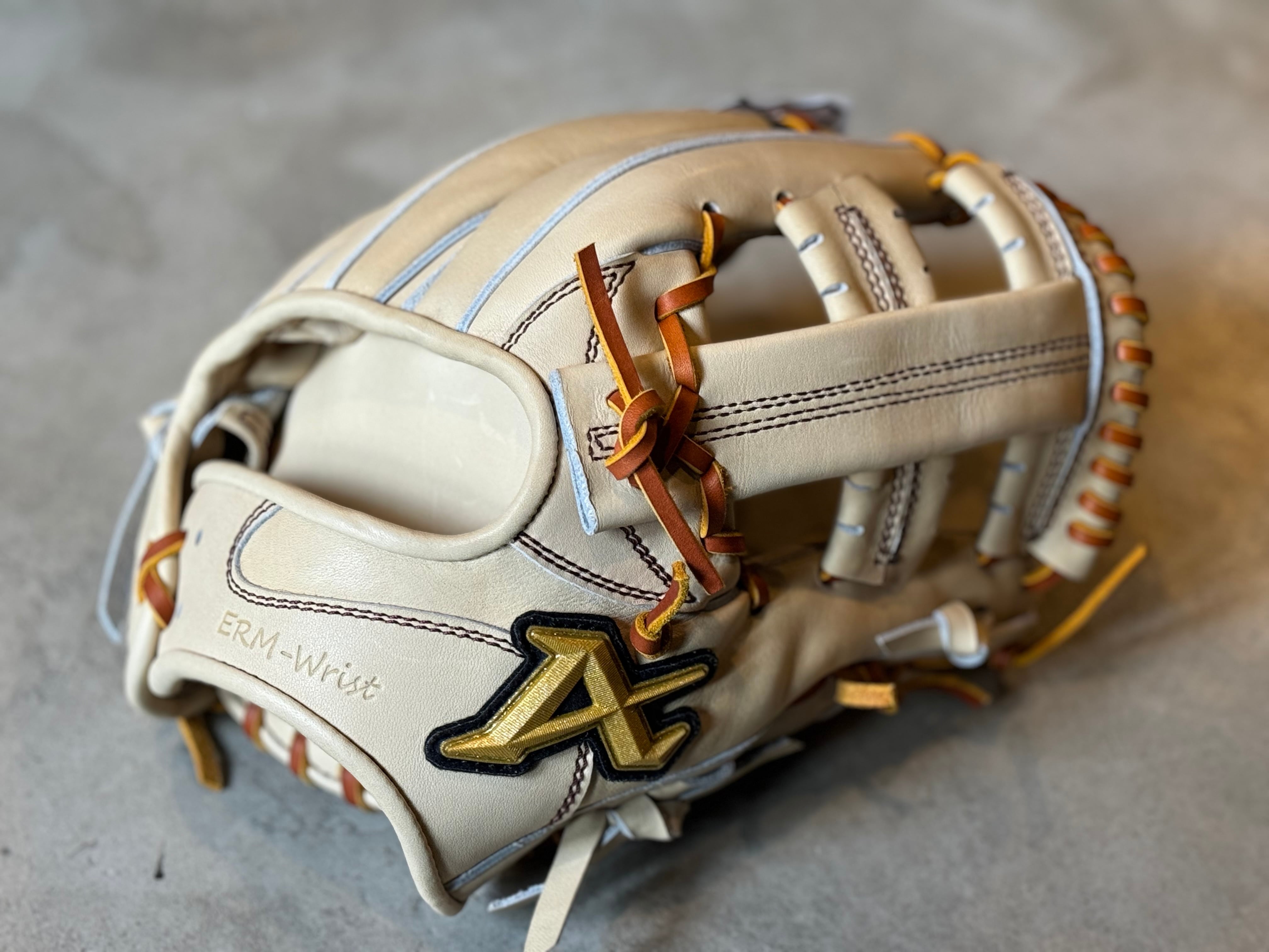 NEO PROFESSIONAL LINE【ATOMS】硬式用グローブ 内野手用 021型 C  