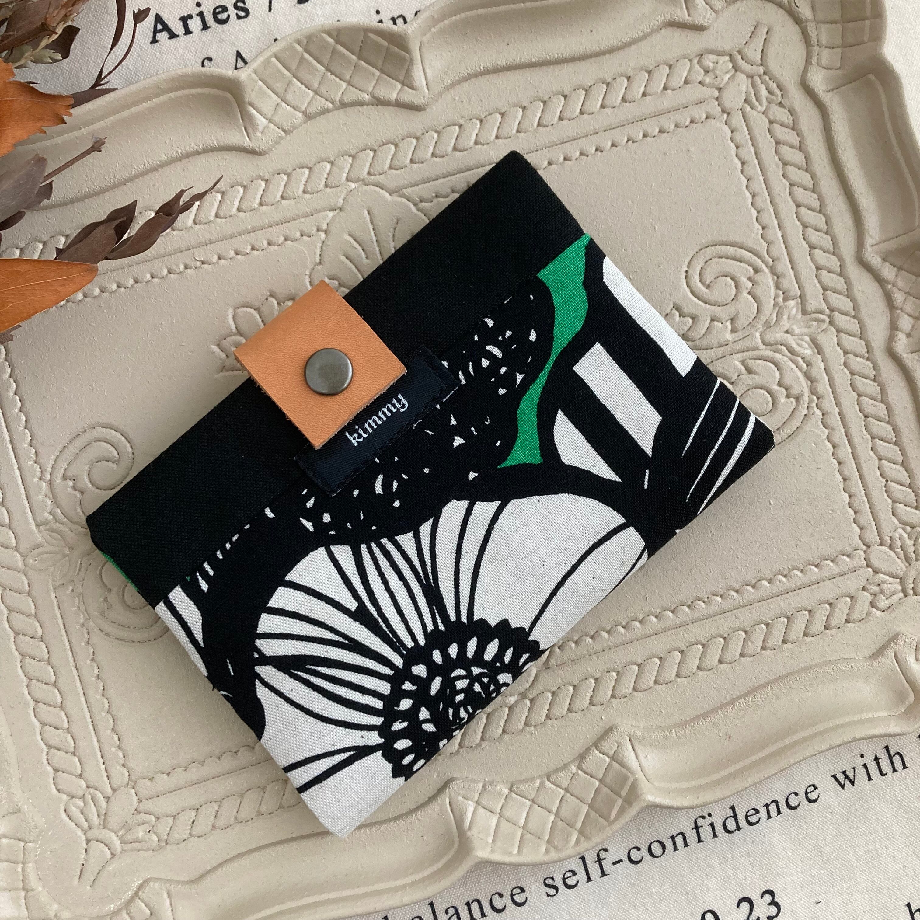 カードケース（グリーンフラワー）12枚収納＋隠しポケット | kimmy キミー 