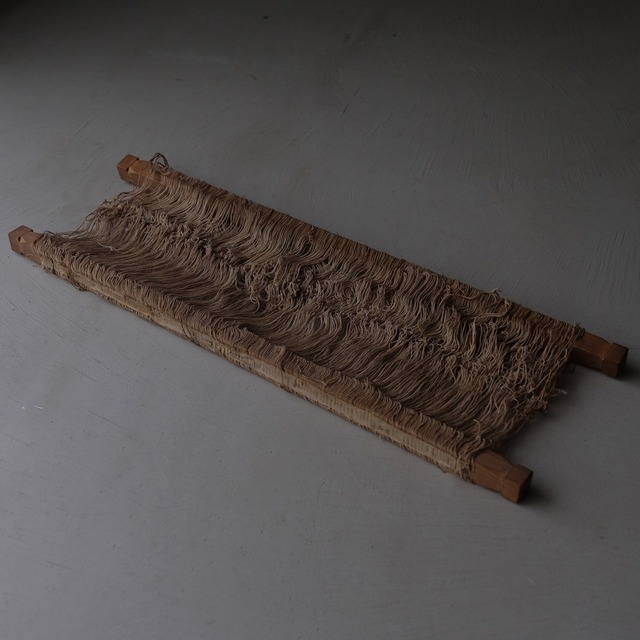 Thread heddle