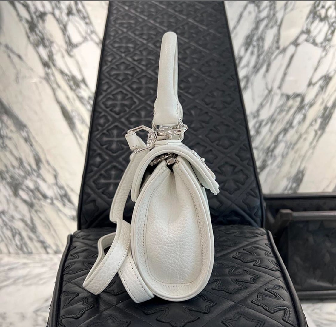 CHROME HEARTS クロムハーツ DOG ADAMS Silver Cross Leather Shoulder