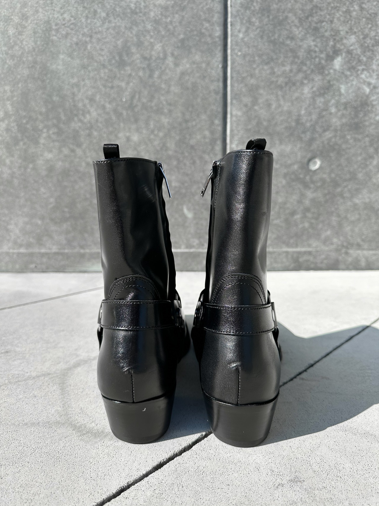 Ringed Chelsea Boots