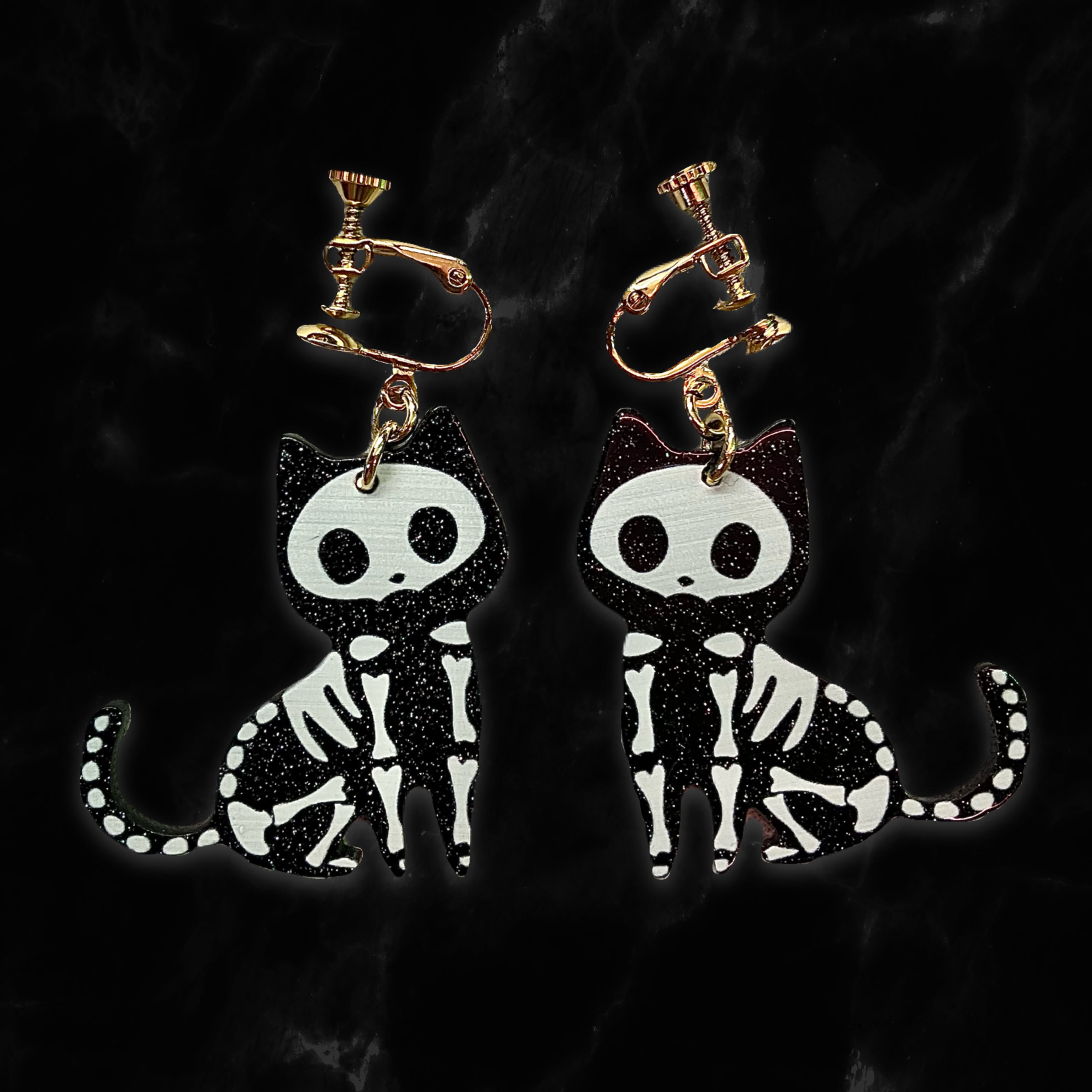 猫ガイコツ イヤリング／ピアス | Anatomic Circus
