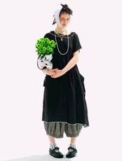 imakokoni    ブラックカラーフリルデザインワンピース　255200