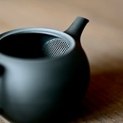 東屋 丸急須 後手 鳥泥［4573503820070］ 1~2人用
