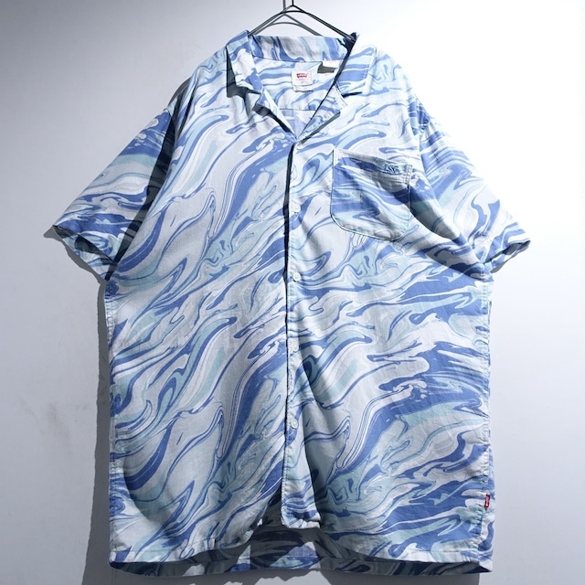 "Levi's" Marble Pattern Open Collar Shirt