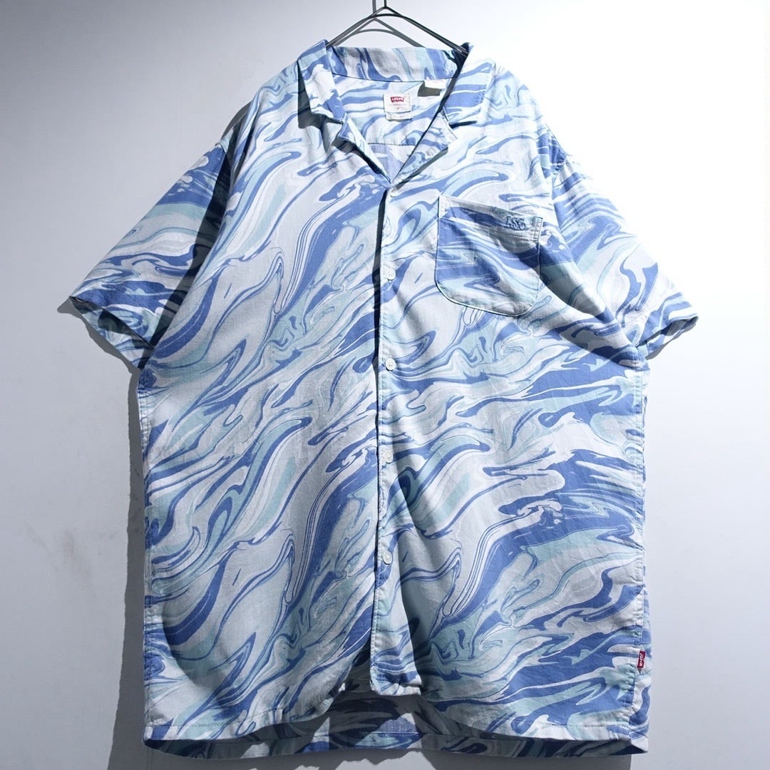 "Levi's" Marble Pattern Open Collar Shirt