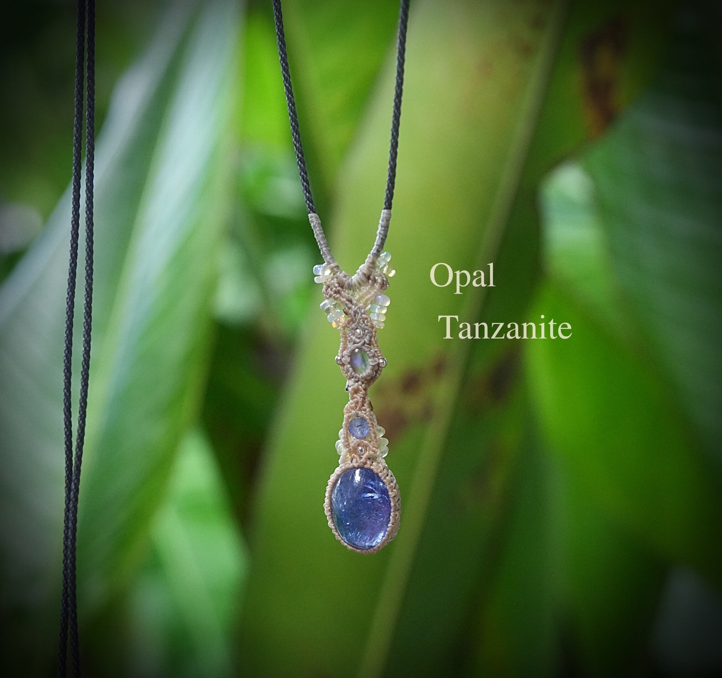 遊色と蒼★タンザナイト マクラメネックレス2040