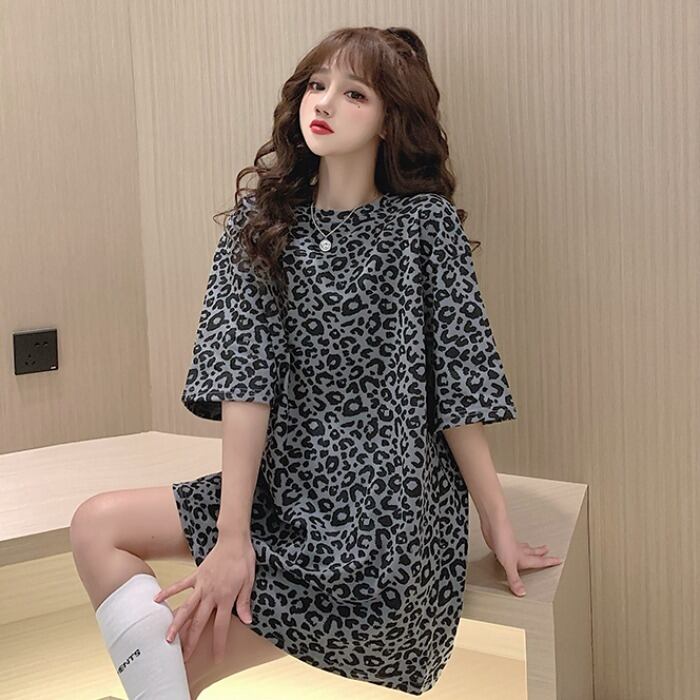 サマールーズTシャツ レディーススタイルレオパードカジュアルトップス ストリート 夏物 ケッペル25281226528