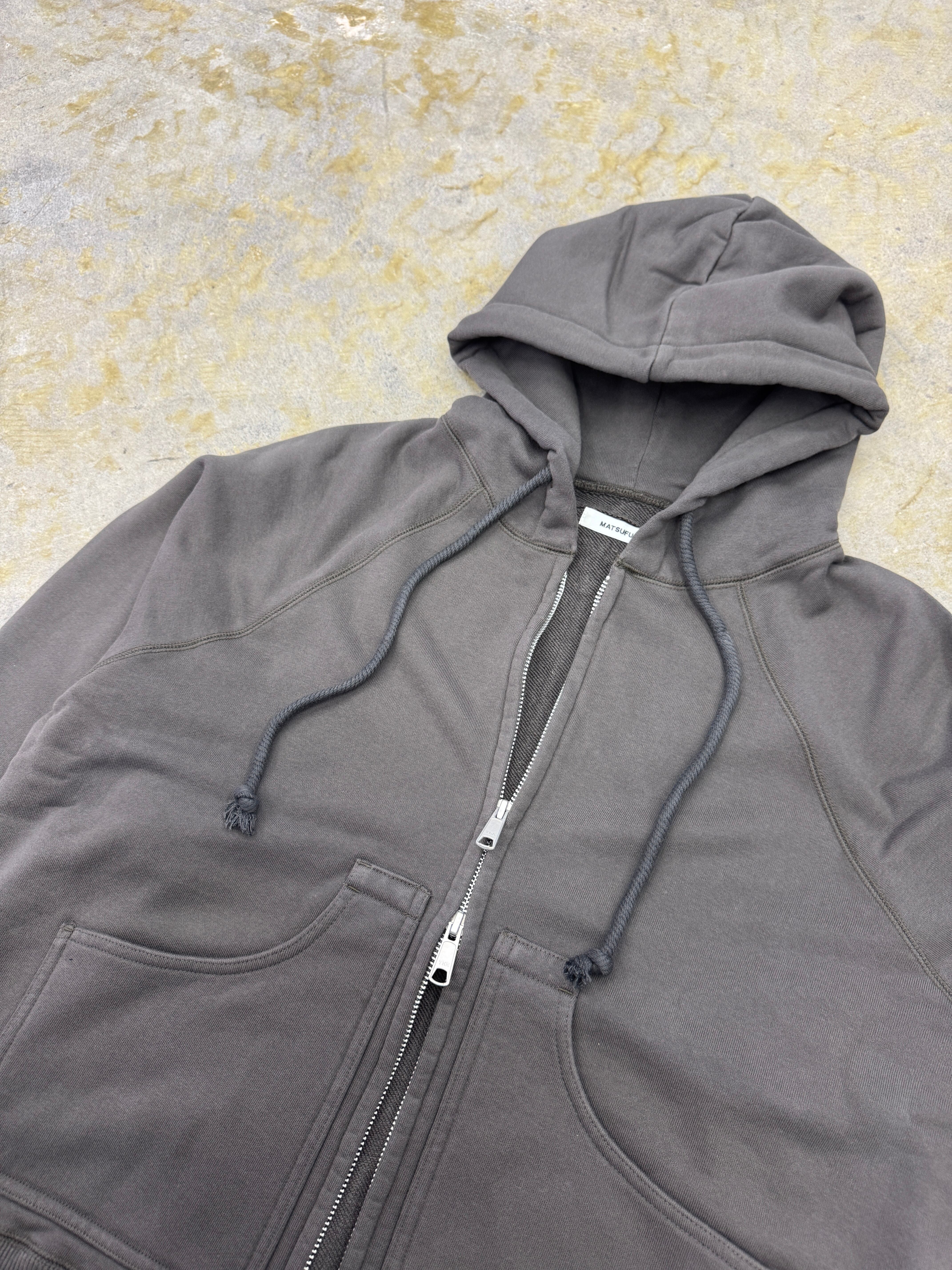 MATSUFUJI | Zip up Sweat Hoodie | TAUPE | HOWDAY