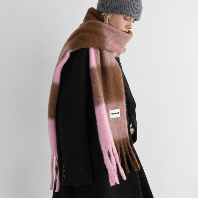 Check fringe stole A00262
