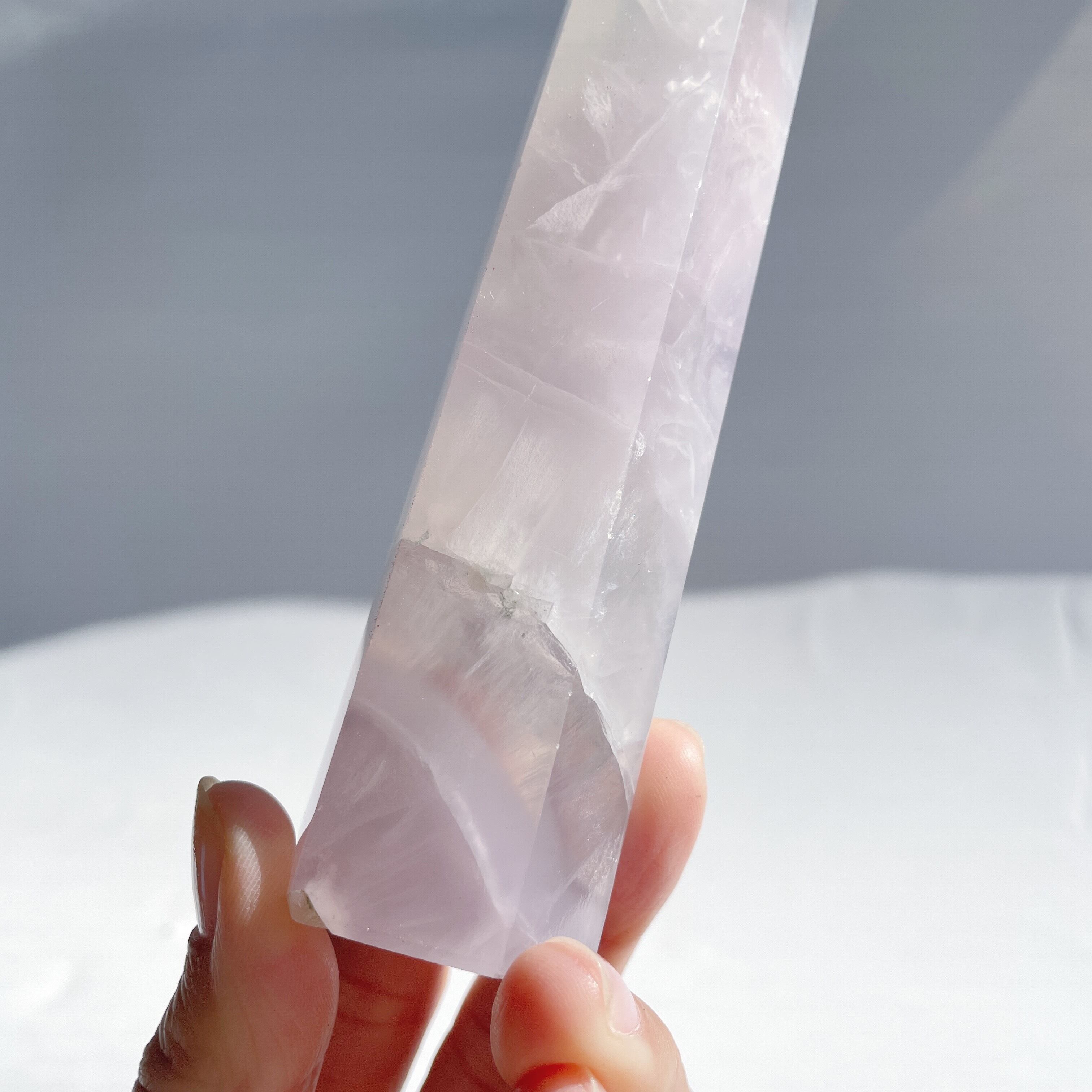 ラベンダーフローライト タワー25◇Lavender Fluorite◇ 天然石