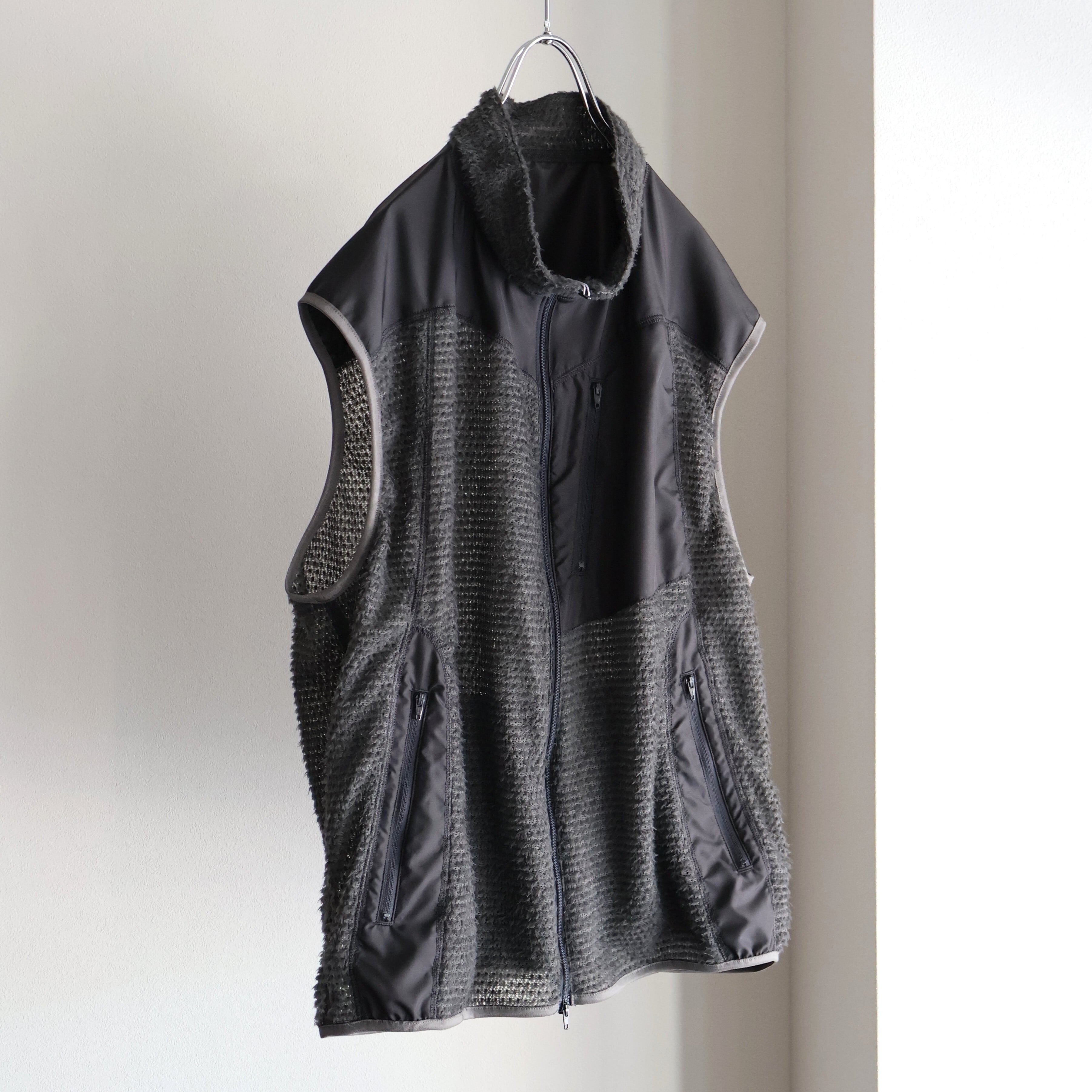 UNIVERSAL PRODUCTS. “ POLARTEC FLEECE VEST Gray )” | H.inch