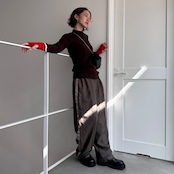 ライン入り配色ハイネック指穴knit/ブラウン