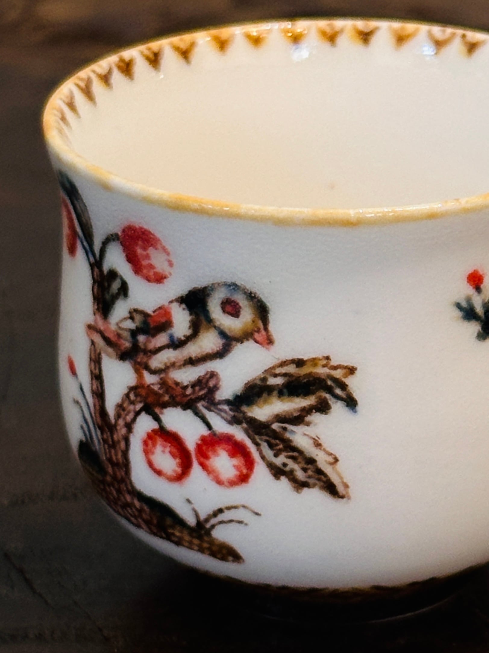 色絵 鳥文 杯 升たか Bird small cup by Masu Taka | Gallery HANNA