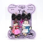 刺繍ピアス / 刺繍イヤリング  Cats making a cake