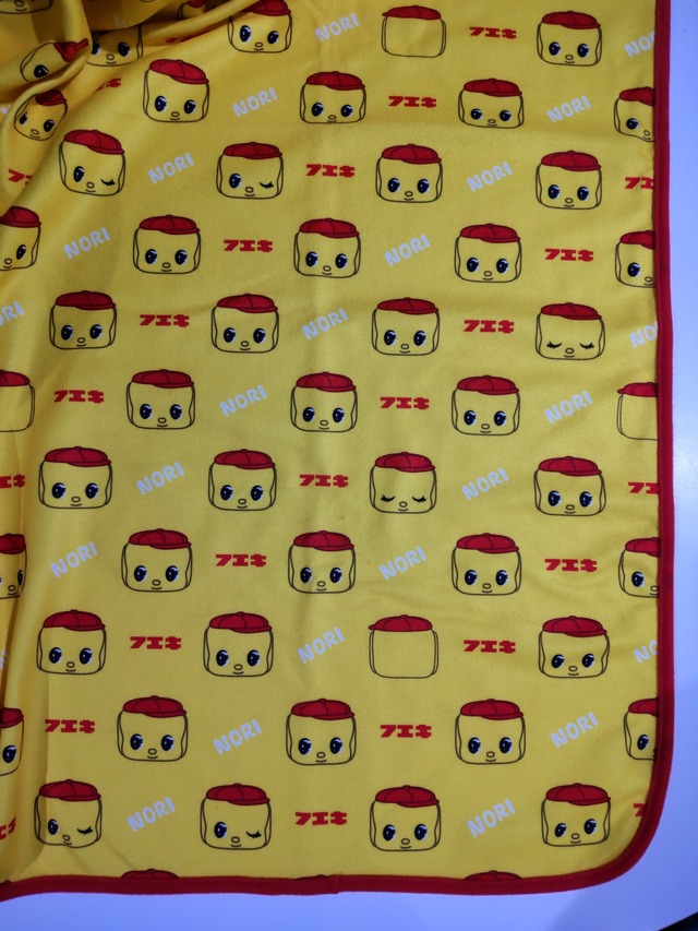 フエキ ブランケットクッション