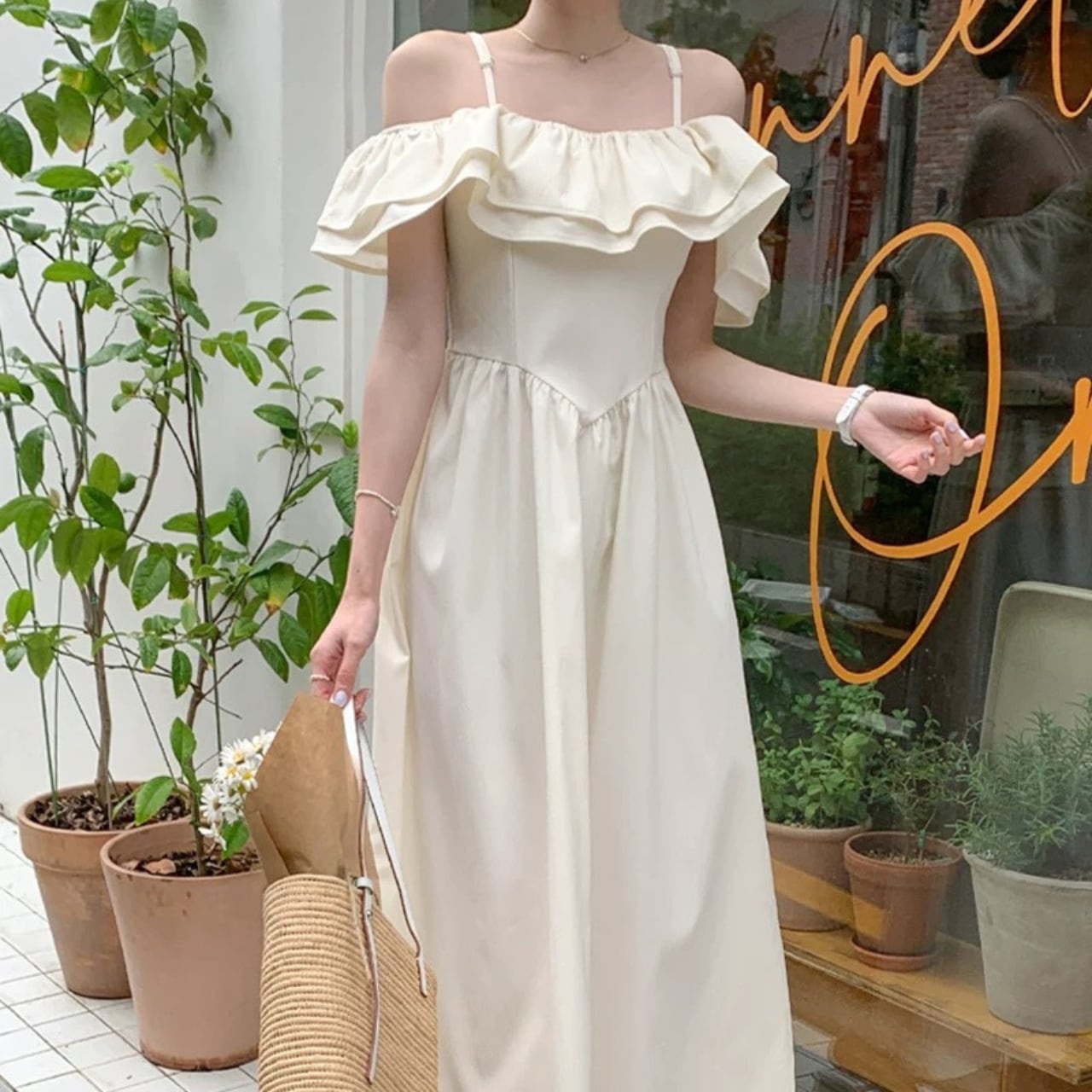 オフショルワンピース Sustainableオフショルギャザーワンピース