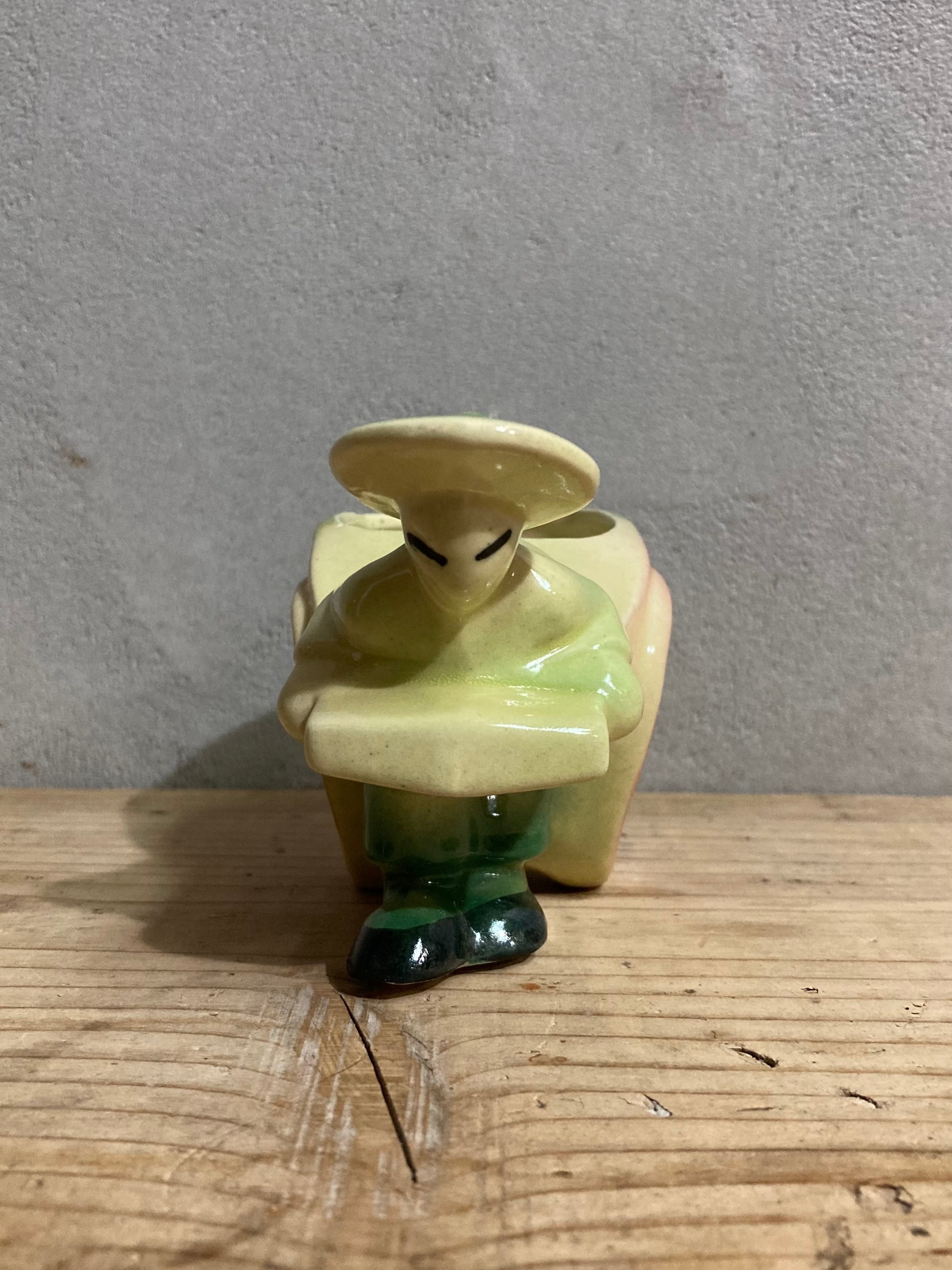 50s VINTAGE CHINESE PLANTER (beady  antiques)