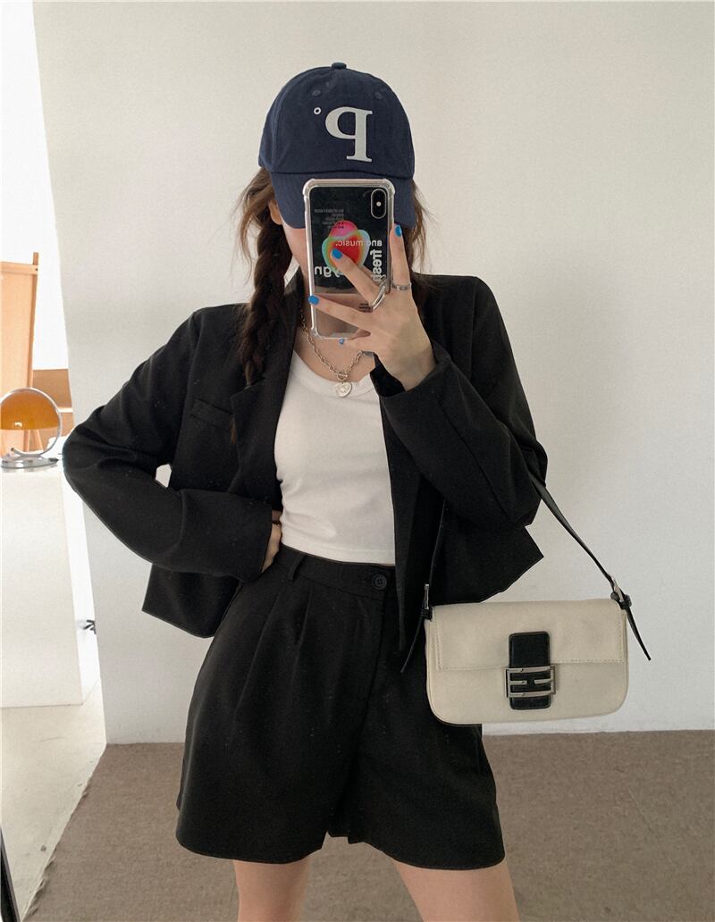 オータムブラックショートジャケット ハイウェストウェストルーズショーツ ロング 秋物 ブルマー クレセントシティ44266317539