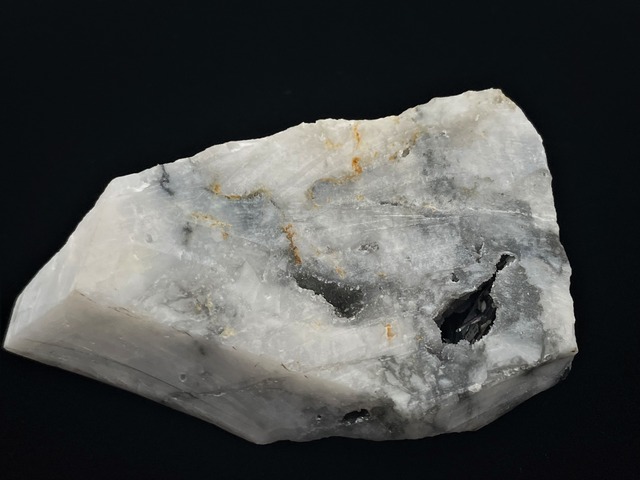 原石（スティブナイト）