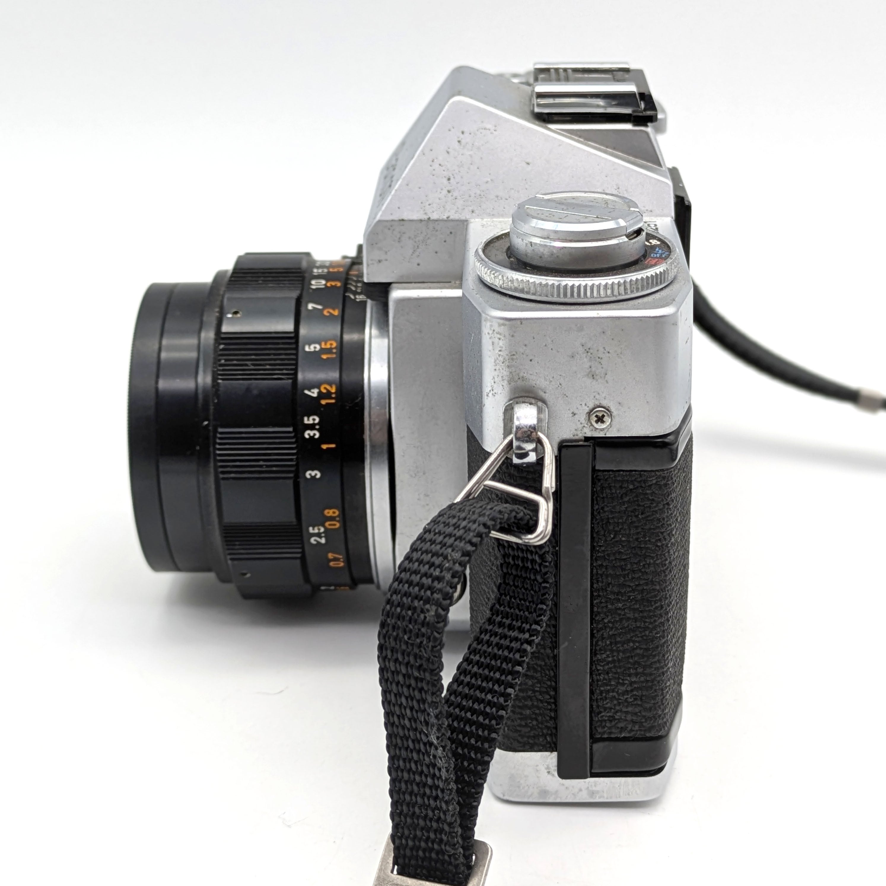 Canon(キヤノン)・フィルムカメラ・EX AUTO・50mm・1:1.8・動作未確認