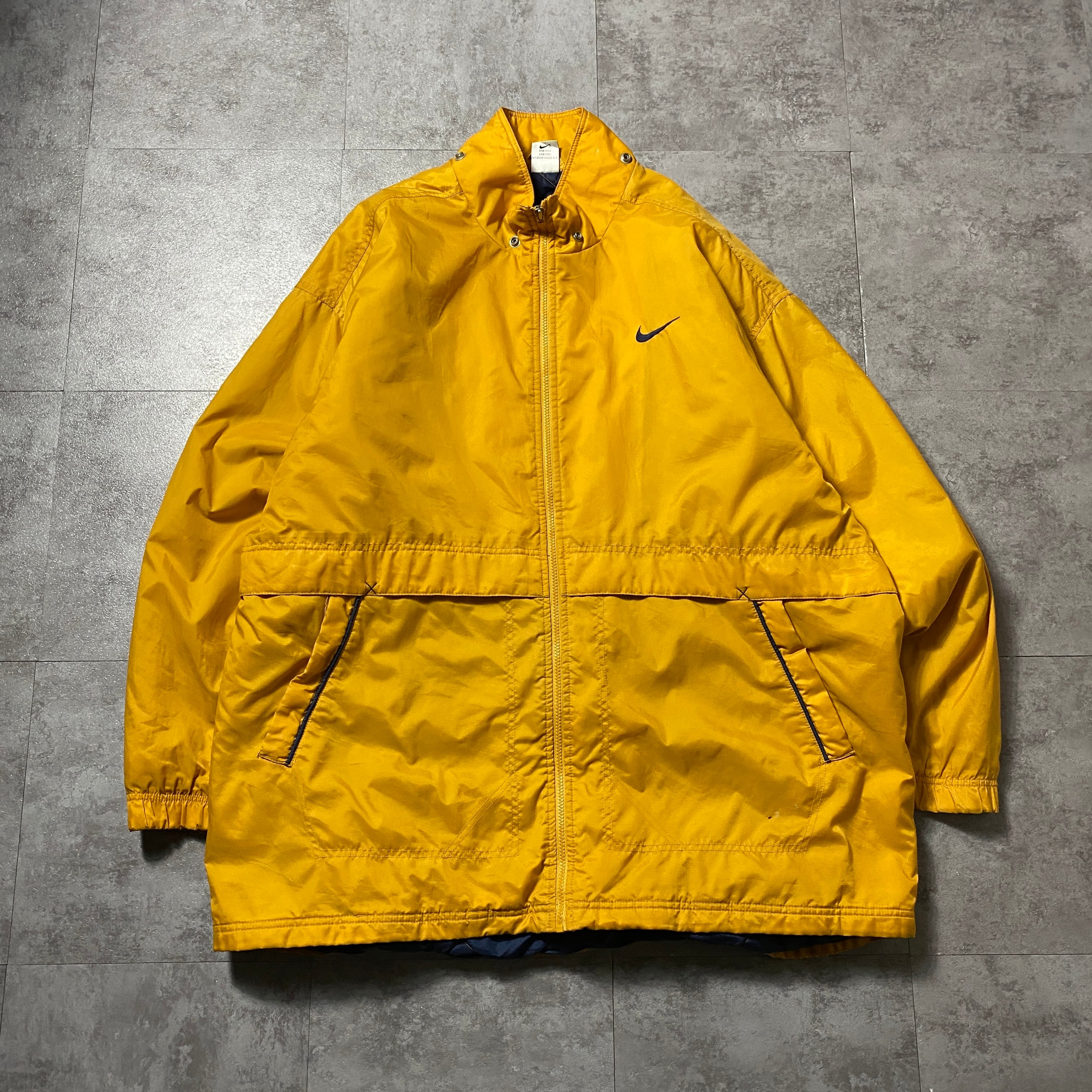 90's NIKE ナイキ スウォッシュ 刺繍ワンポイント バックロゴ イエロー