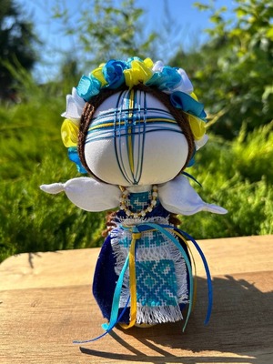 UA.Designer手作りモタンカ S（ウクライナの御守り）スタンド付き