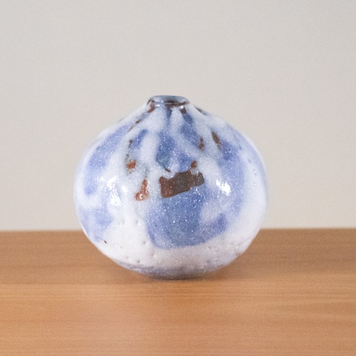青志野 小つぼ　　Blue Shino Small Vase
