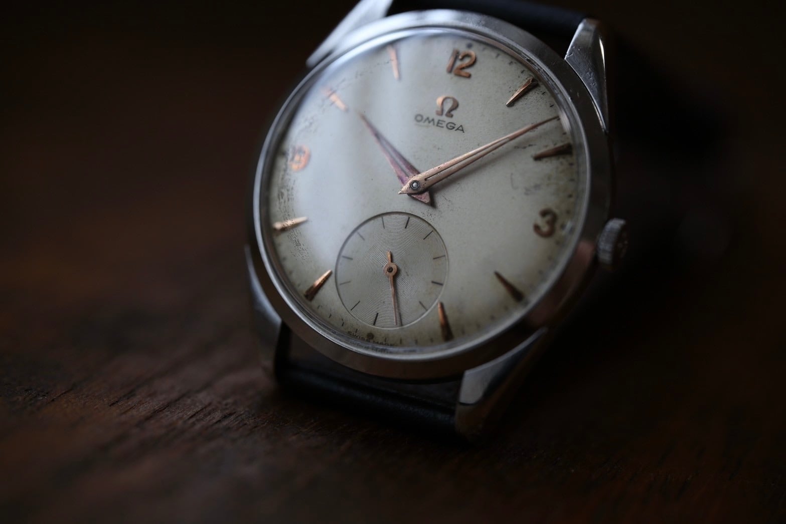 OMEGA】 1956年製 オメガ 30mmキャリバー スモールセコンド 飛び